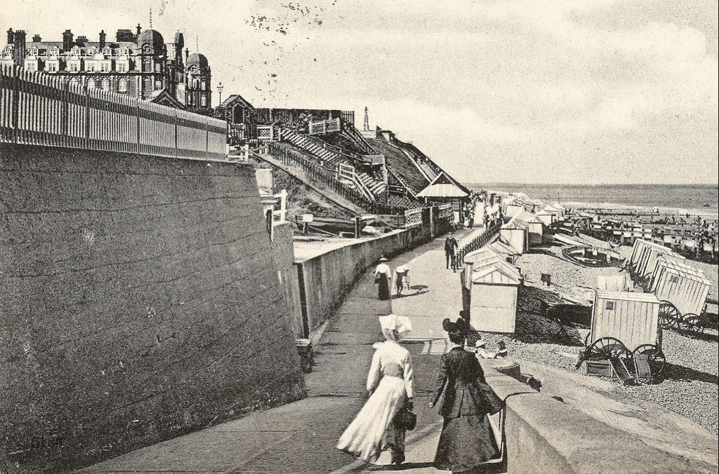Sheringham Postcard Beach and Grand Hotel.jpg